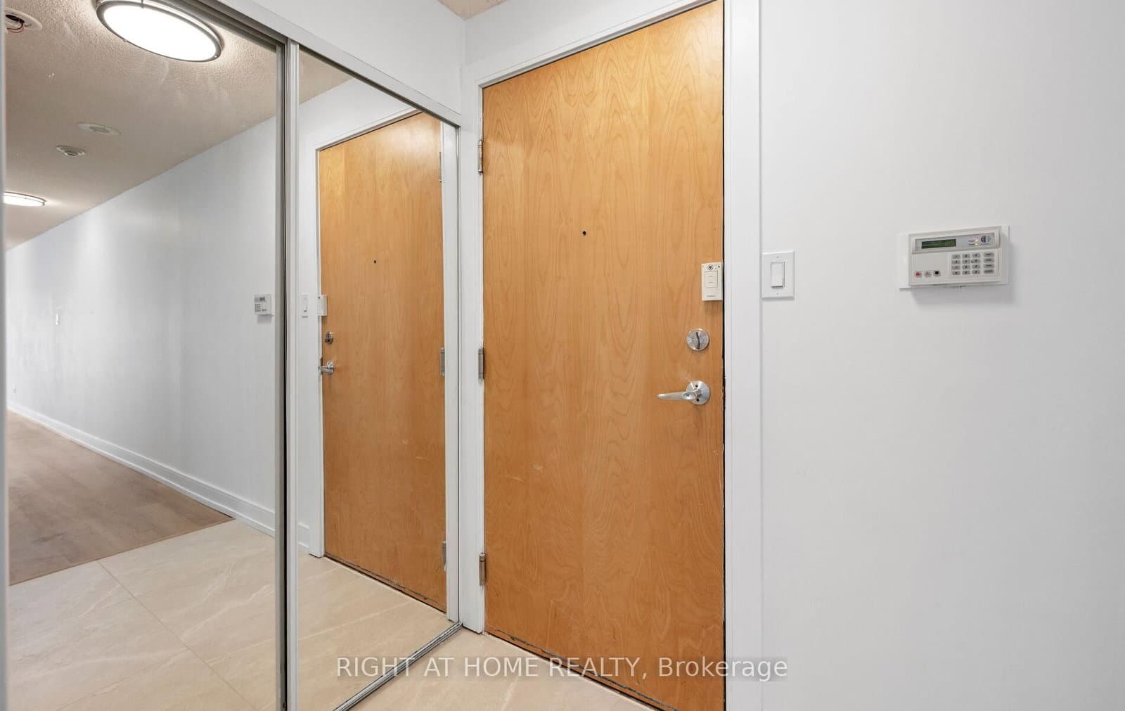 600 Queens Quay, Unit 219 - Image 6