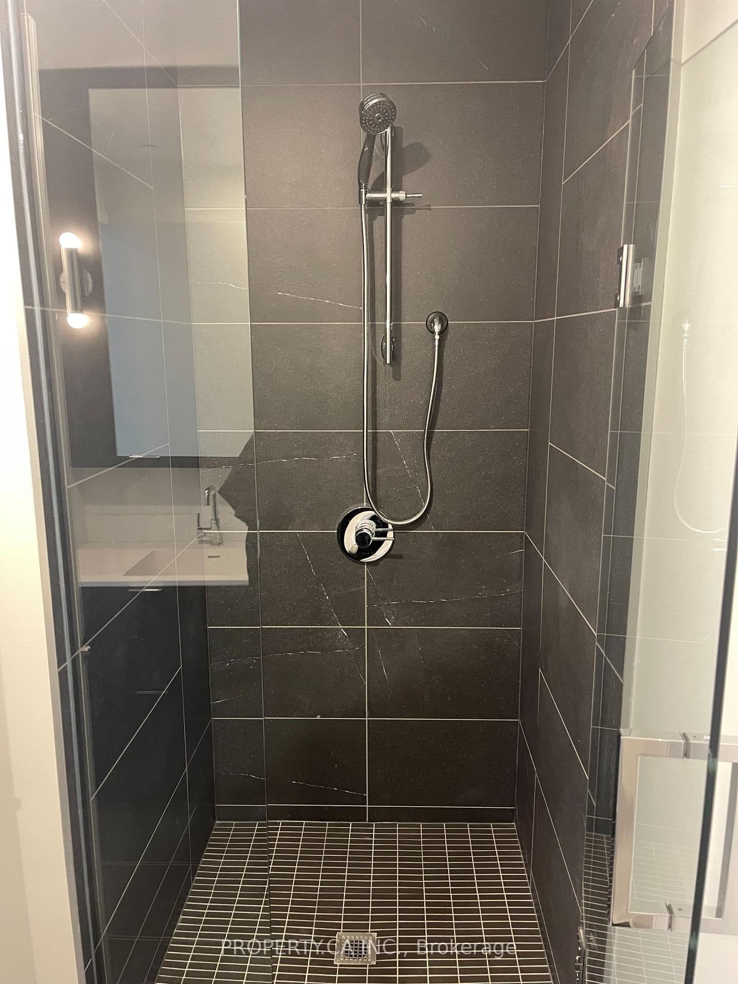 6 Greenbriar Road, Unit 224 - Image 3