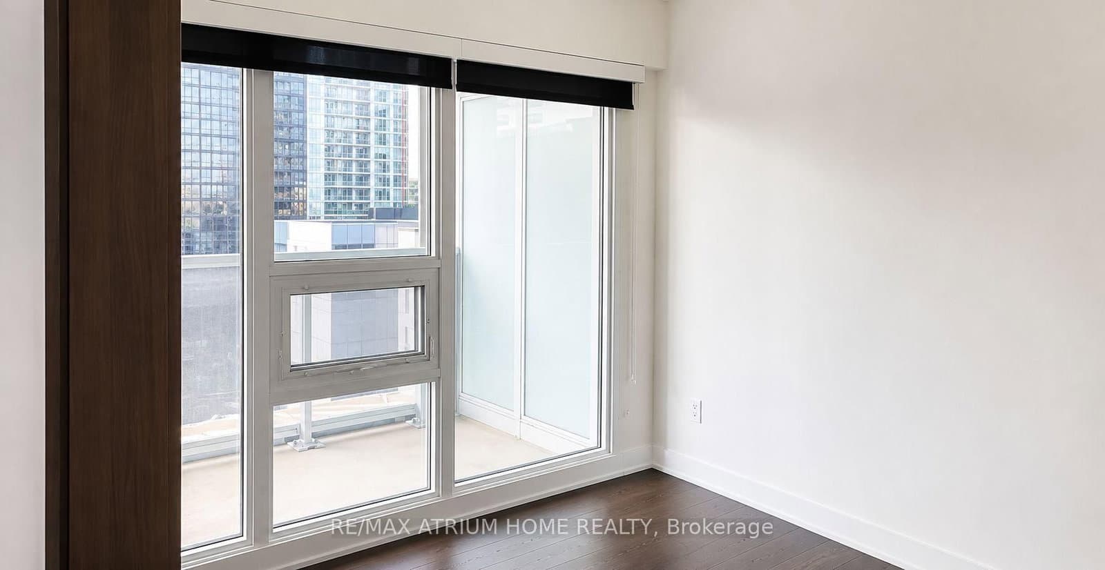 17 Bathurst Street, Unit 909 - Image 6