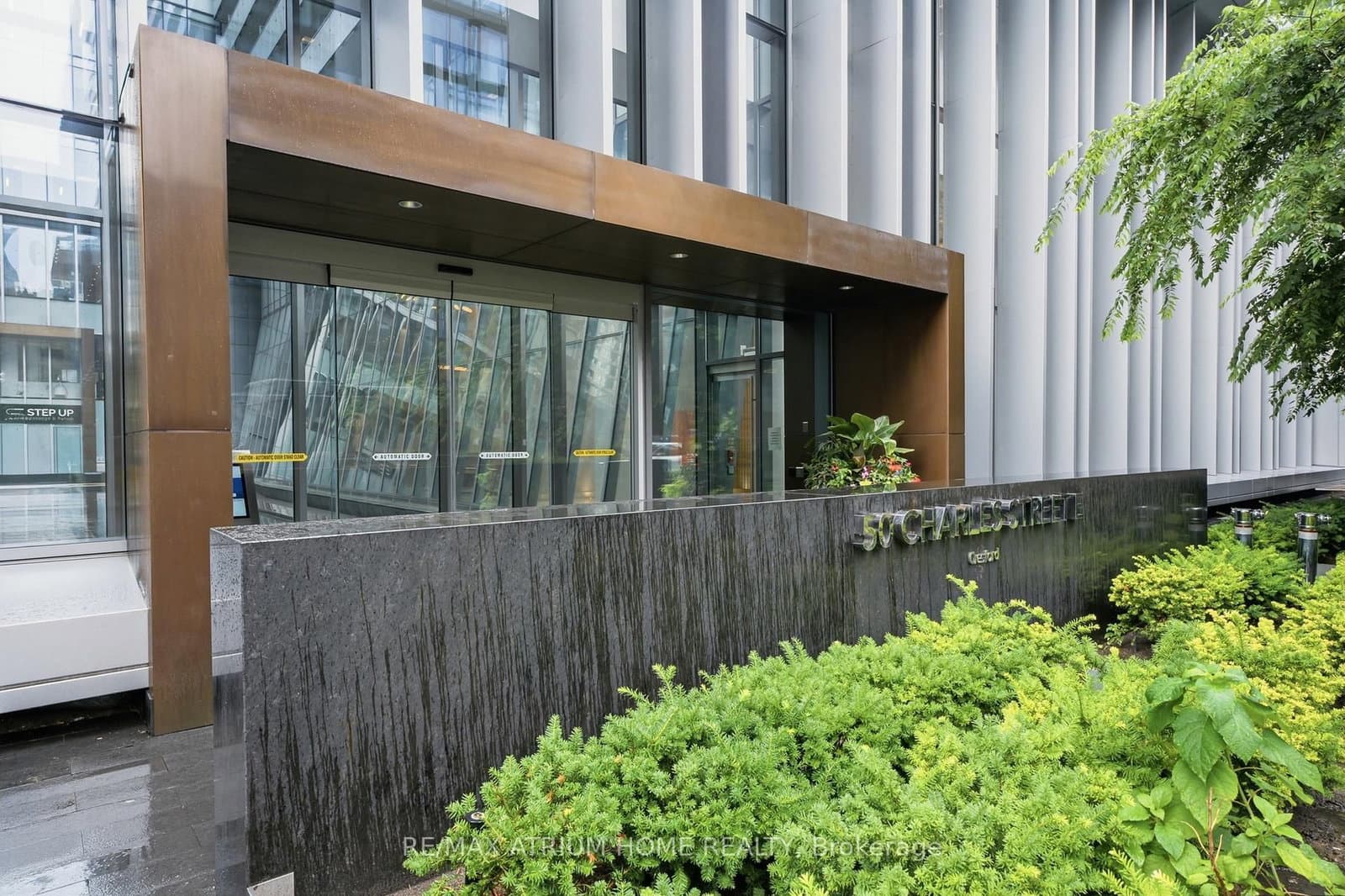 50 Charles Street E, Unit 4413 - Image 4