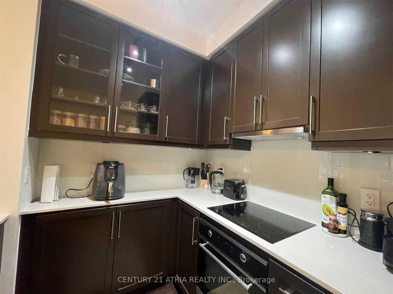 21 Clairtrell Road, Unit 201 - Image 6