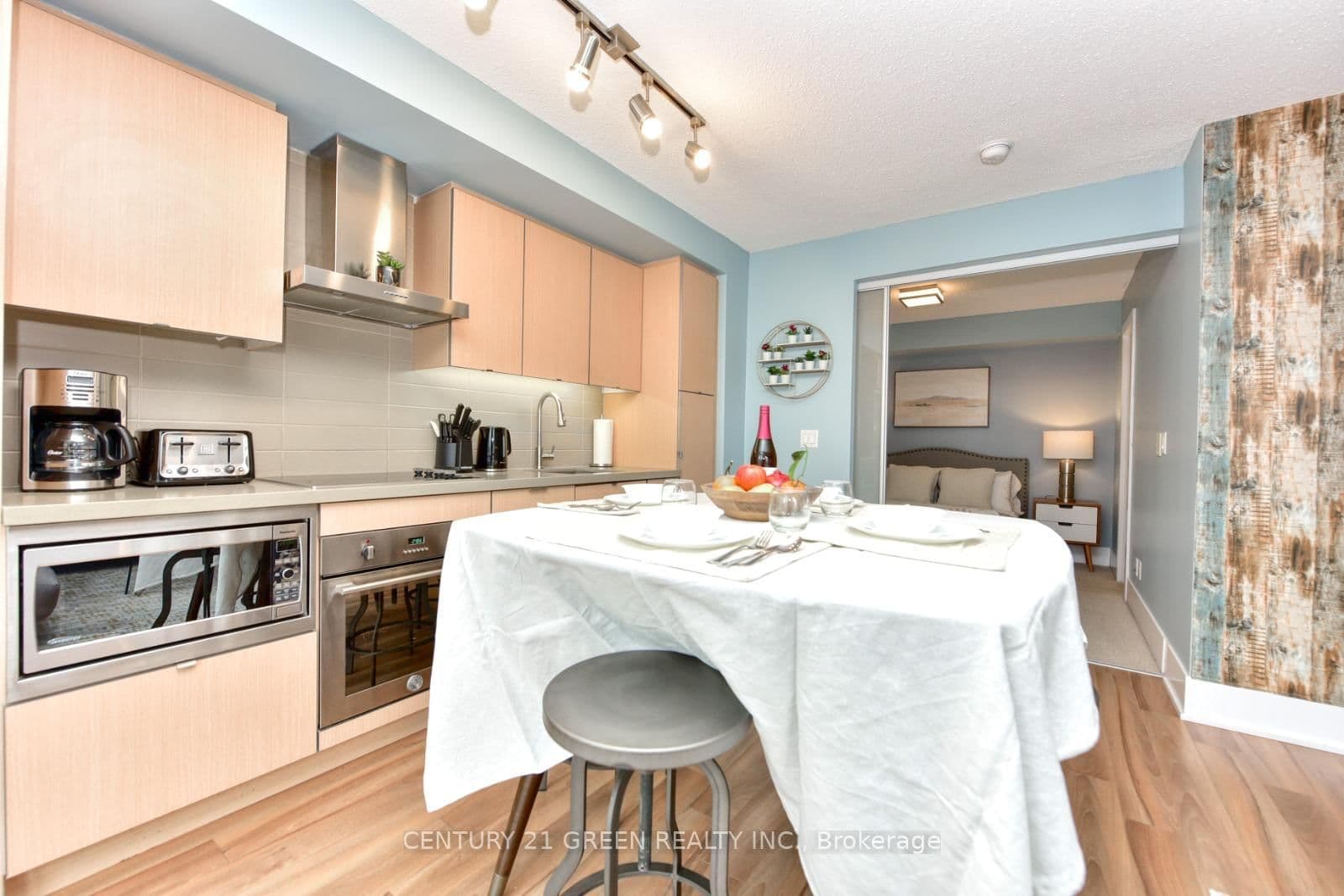 300 Front Street W, Unit 1014 - Image 3