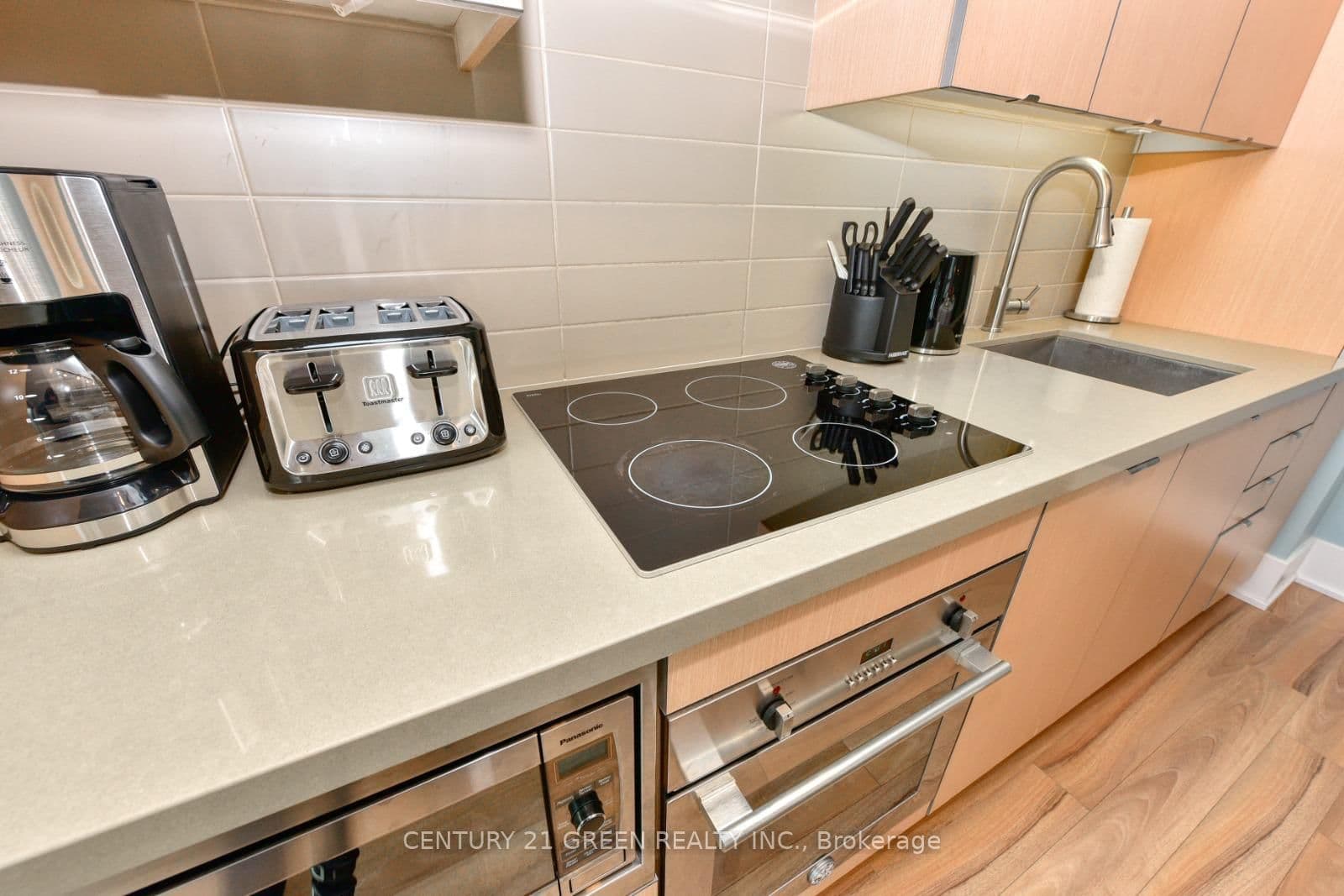 300 Front Street W, Unit 1014 - Image 4