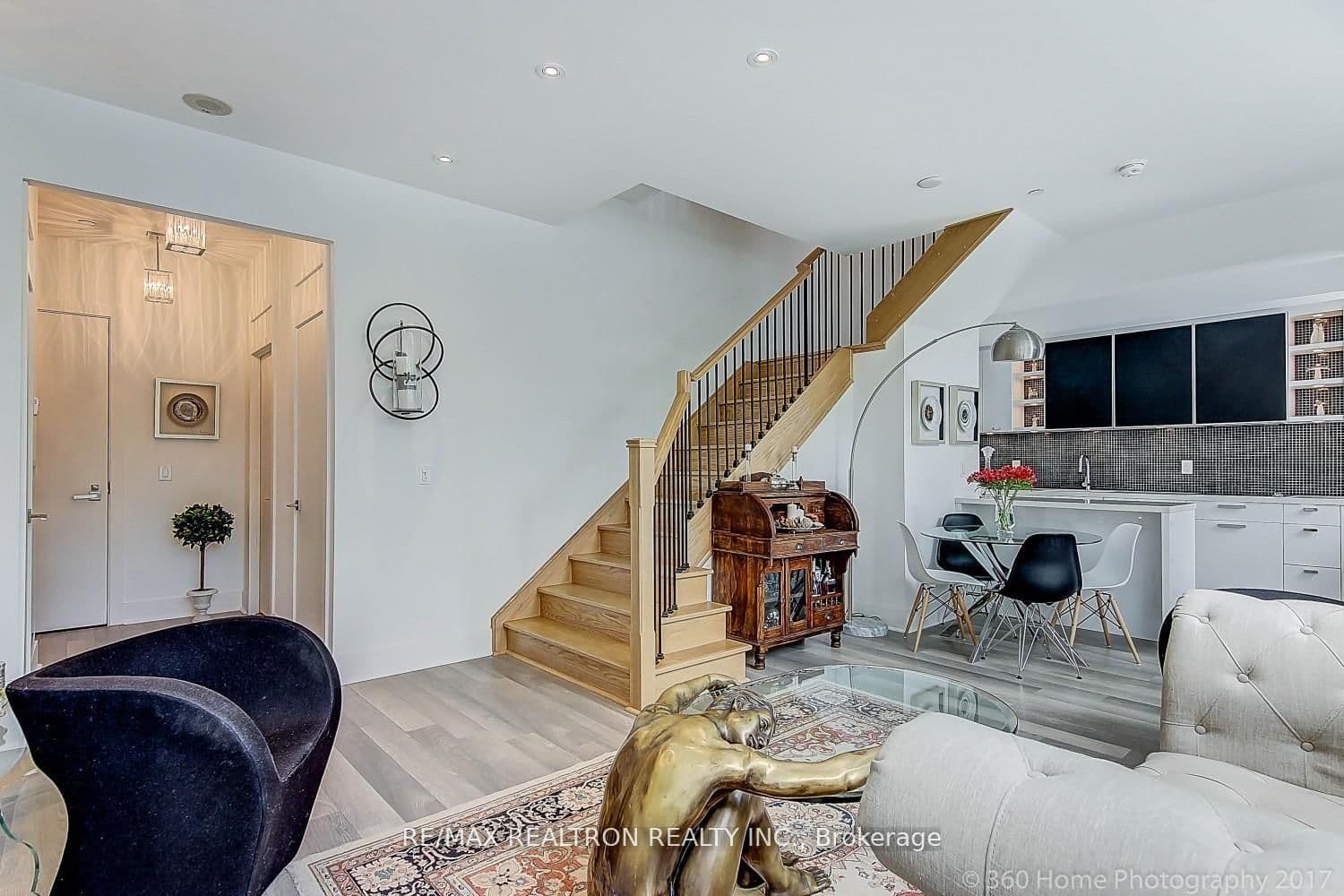 32 DAVENPORT Road, Unit 106 - Image 4