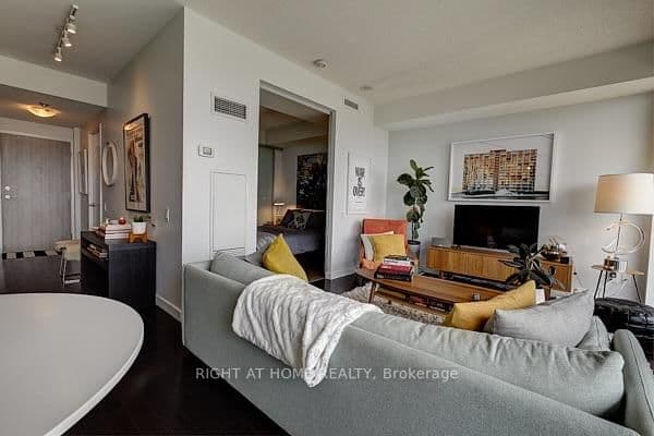 70 Distillery Lane, Unit 805 - Image 6