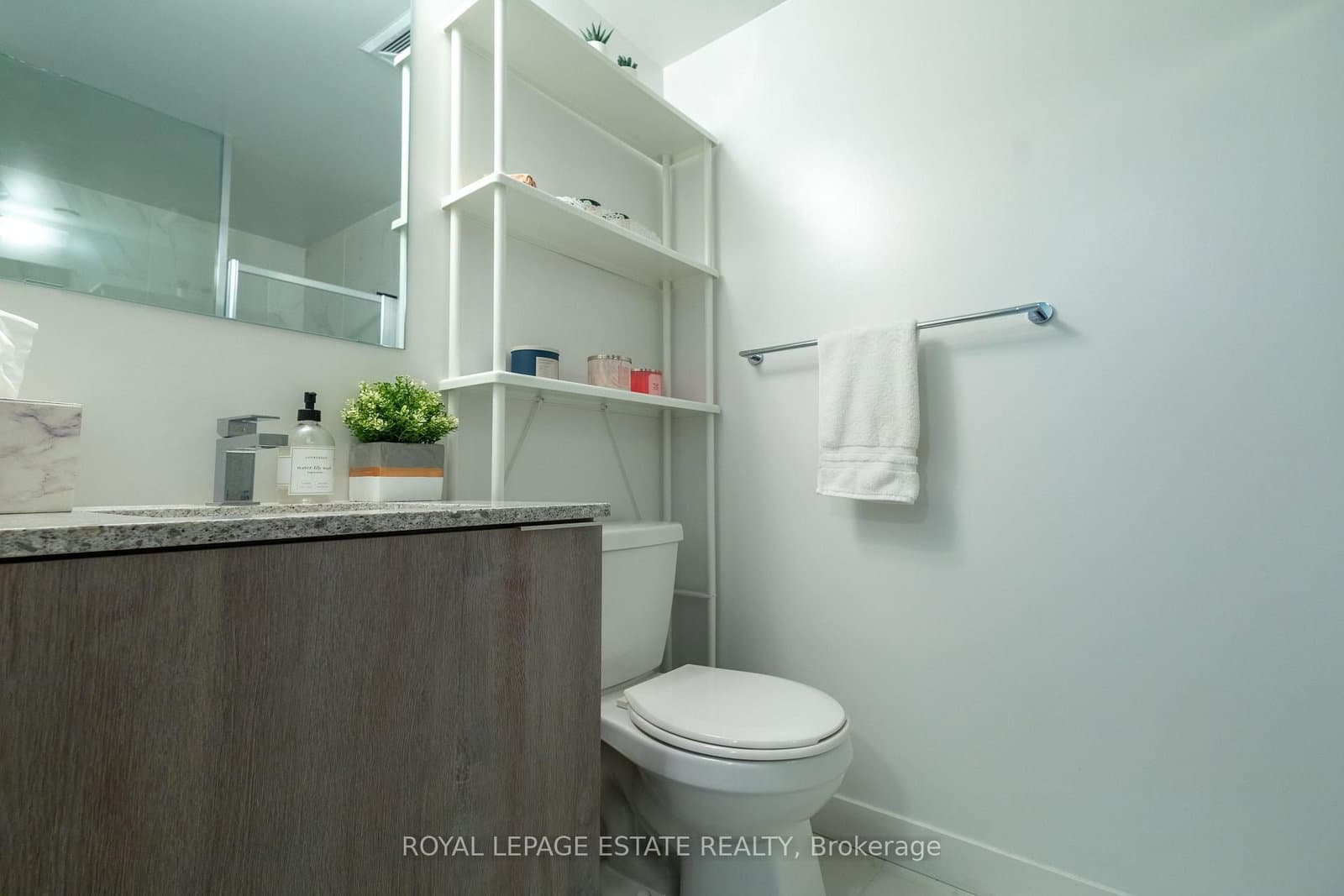 31 Tippett Road, Unit 657 - Image 4
