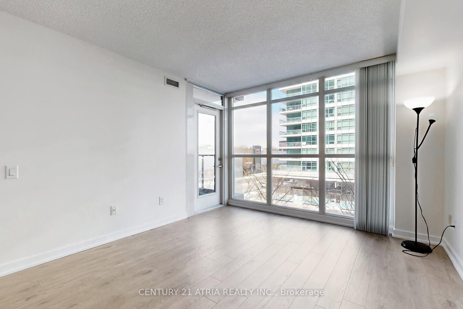 19 Singer Court, Unit 310 - Image 4