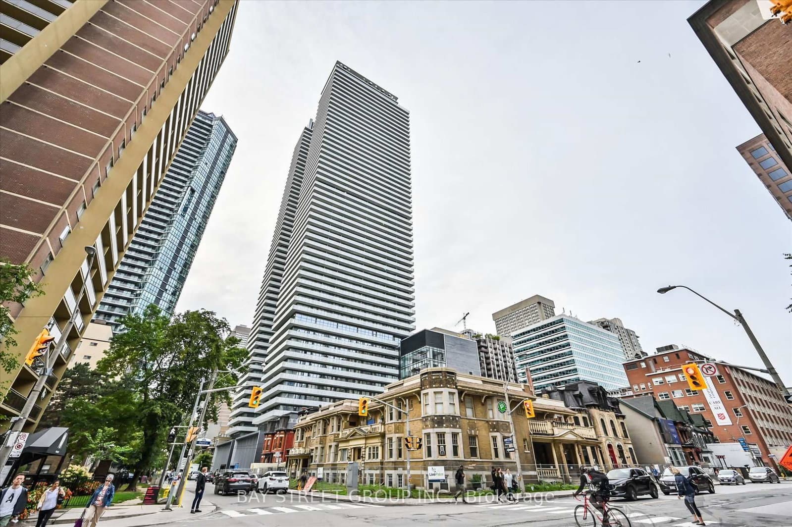50 Charles Street E, Unit LPH4706 - Image 3