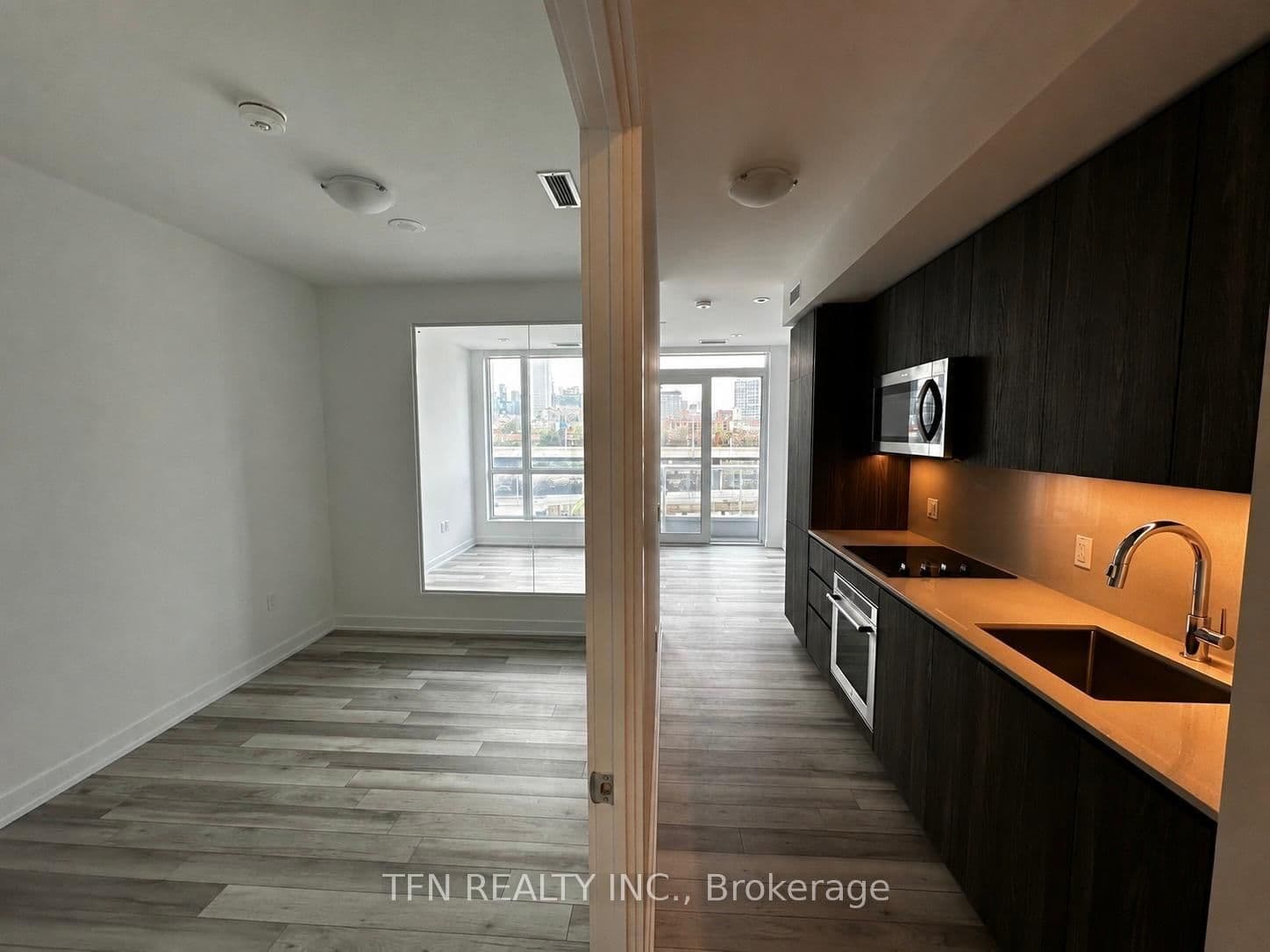 15 Richardson Street, Unit 501 - Image 2