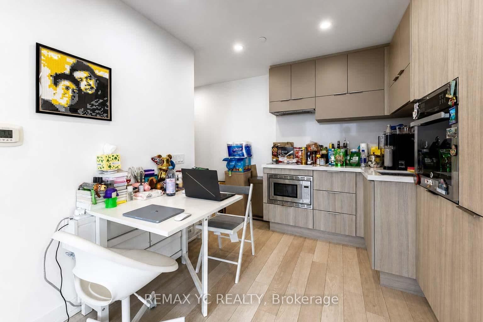 39 Roehampton Avenue, Unit 3708 - Image 3