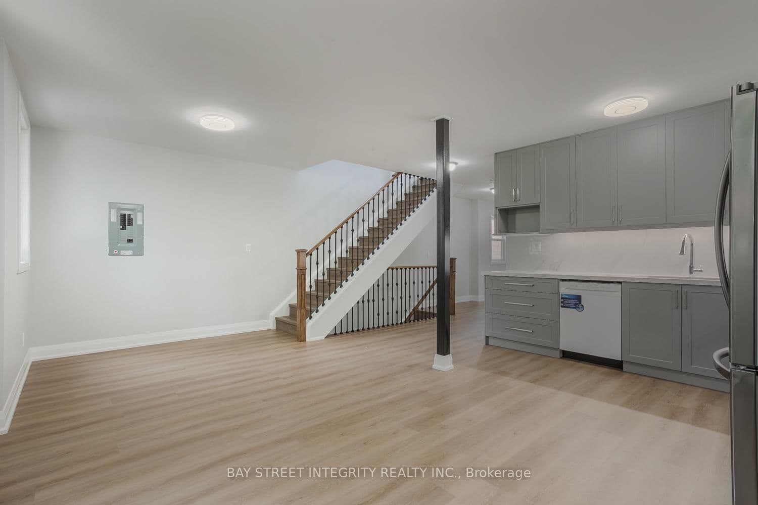 19 D'arcy Street, Unit Upper Floor - Image 4