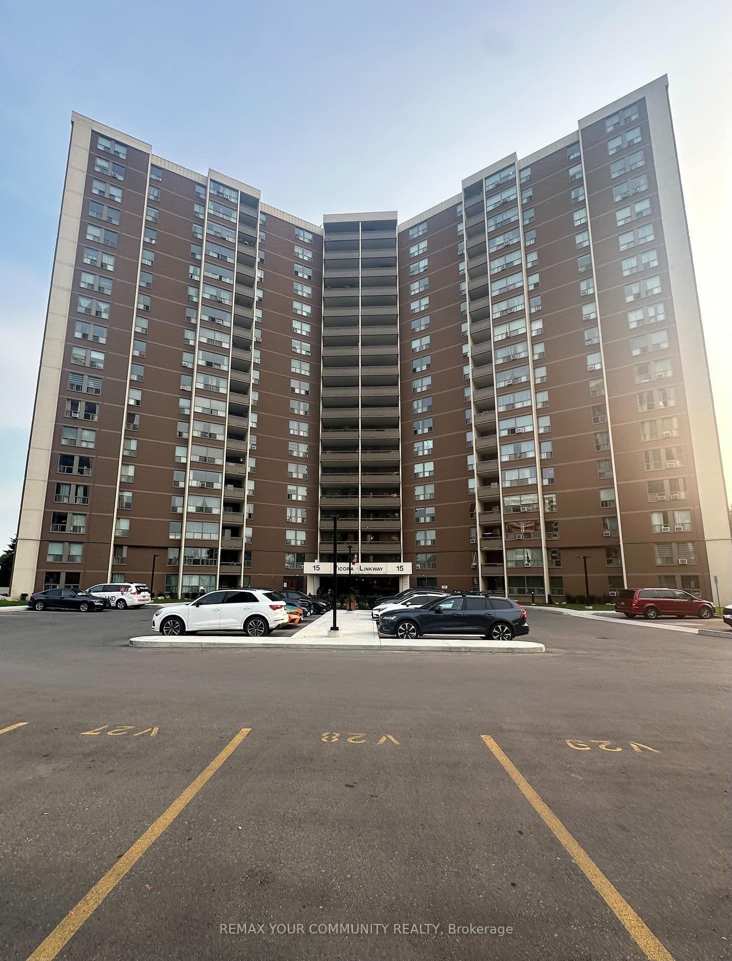 15 Vicora Linkway, Unit 1711 - Image 2