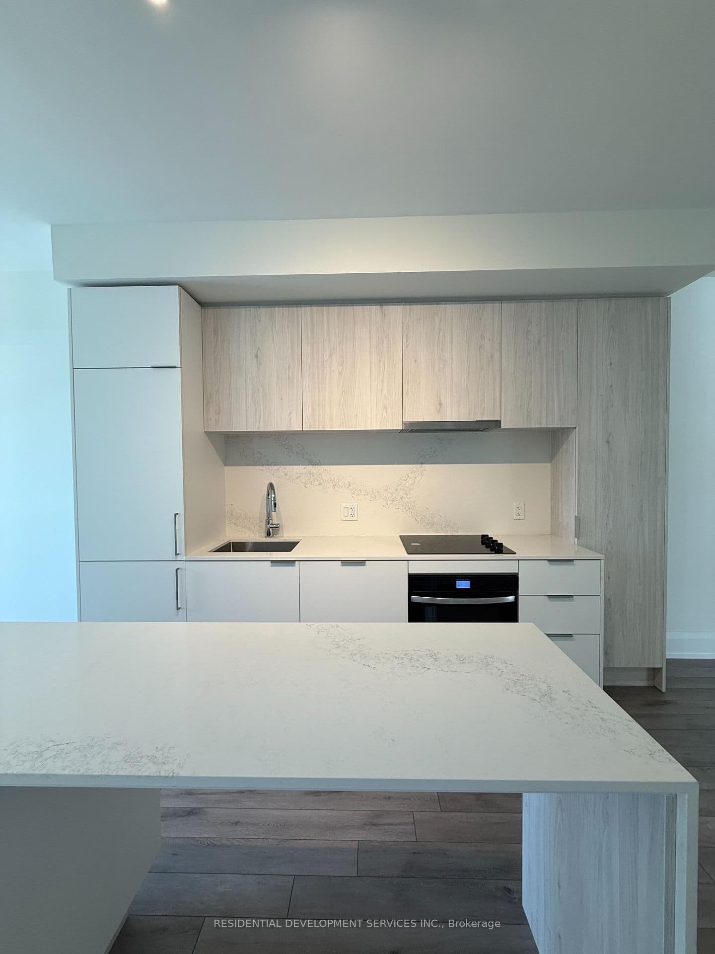 89 Church Street, Unit 907 - Image 2