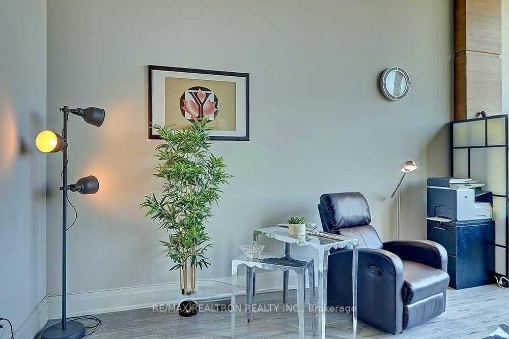 4750 Yonge Street, Unit 335 - Image 4