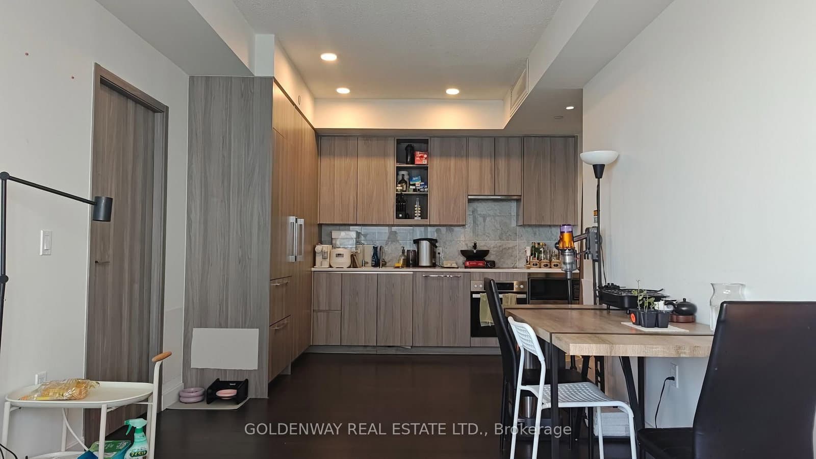85 McMahon Drive, Unit 2109 - Image 3