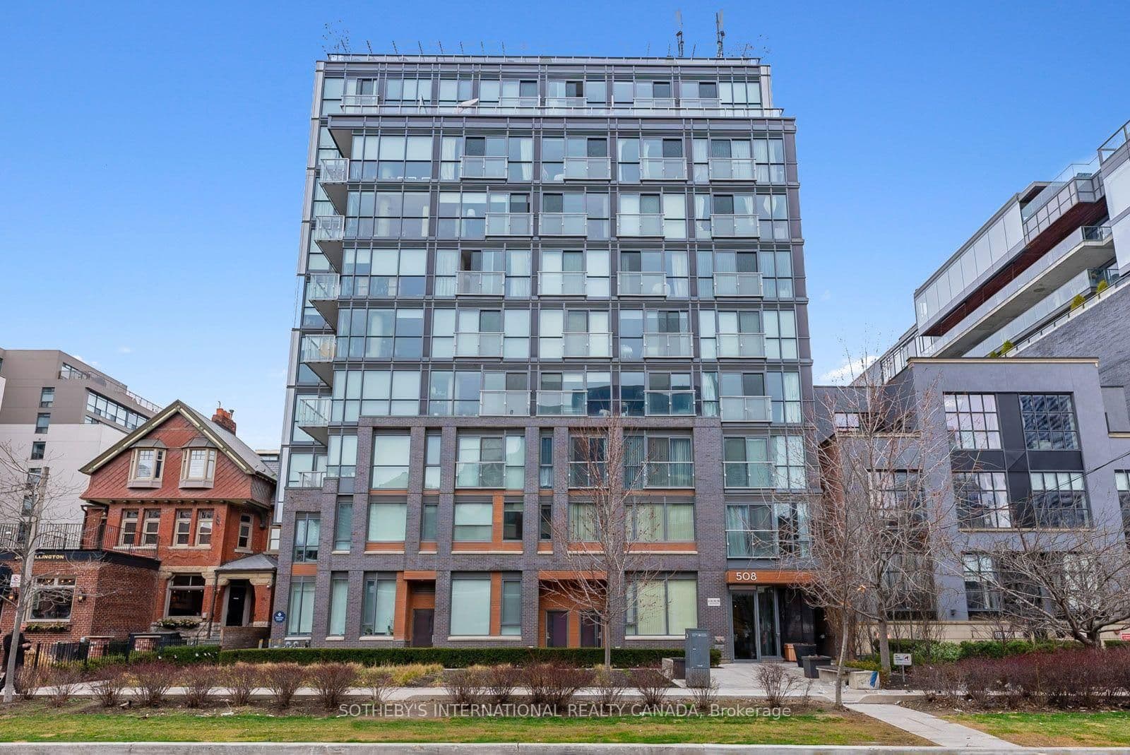 508 Wellington Street W, Unit 901 - Image 2