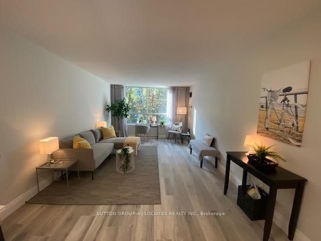 95 Prince Arthur Avenue, Unit 327 - Image 3