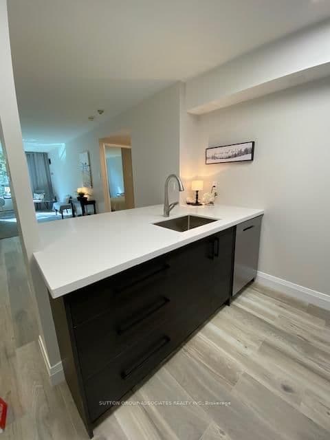 95 Prince Arthur Avenue, Unit 327 - Image 6