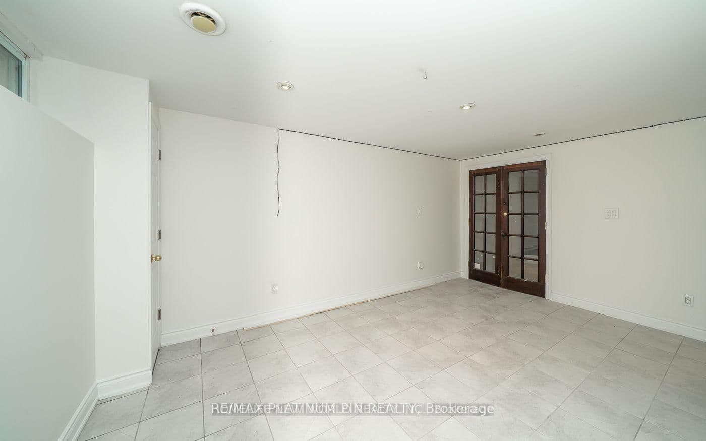 61 Snowcrest Crescent, Unit Bsmt - Image 6