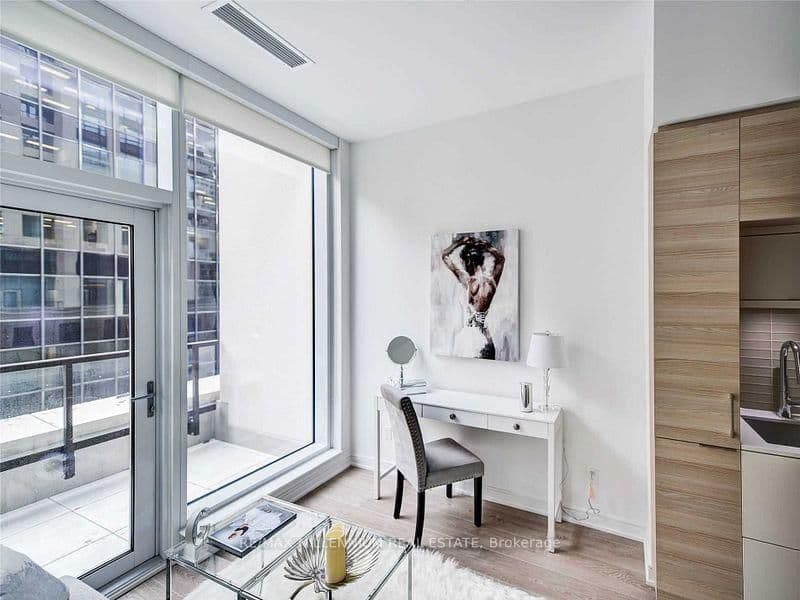 88 Scott Street, Unit 604 - Image 5