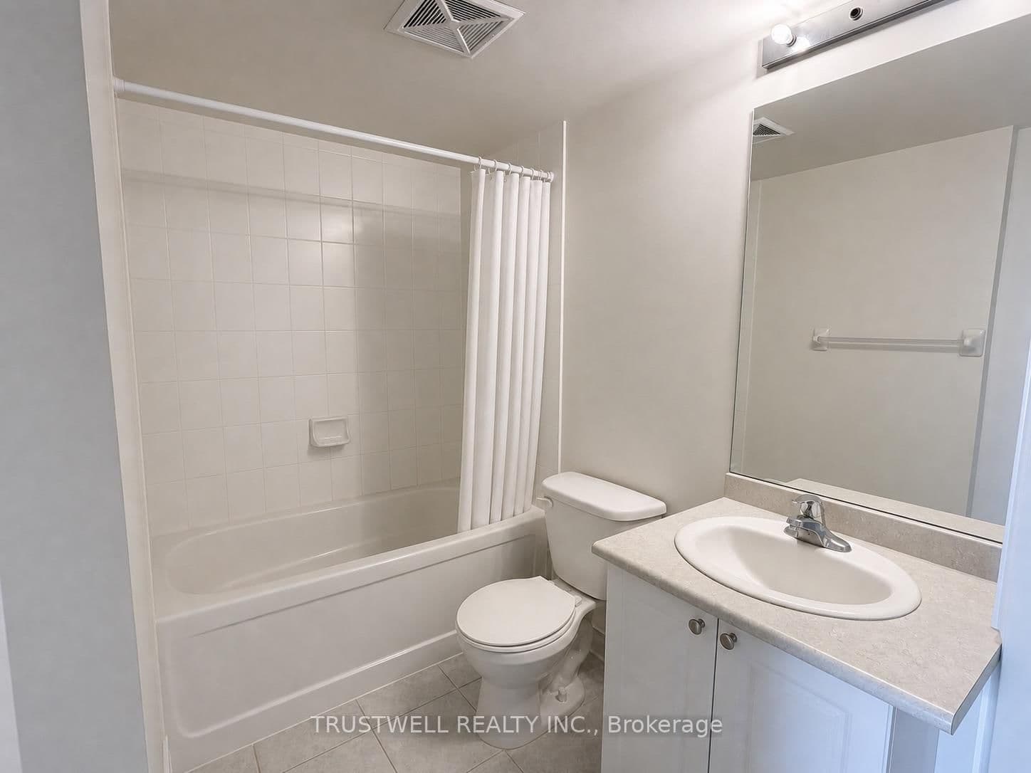 35 Hollywood Avenue, Unit 2120 - Image 4