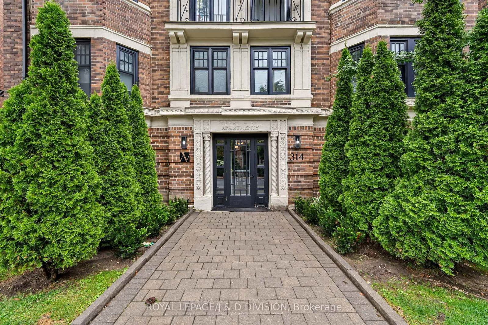 314 Lonsdale Road, Unit 4 - Image 3