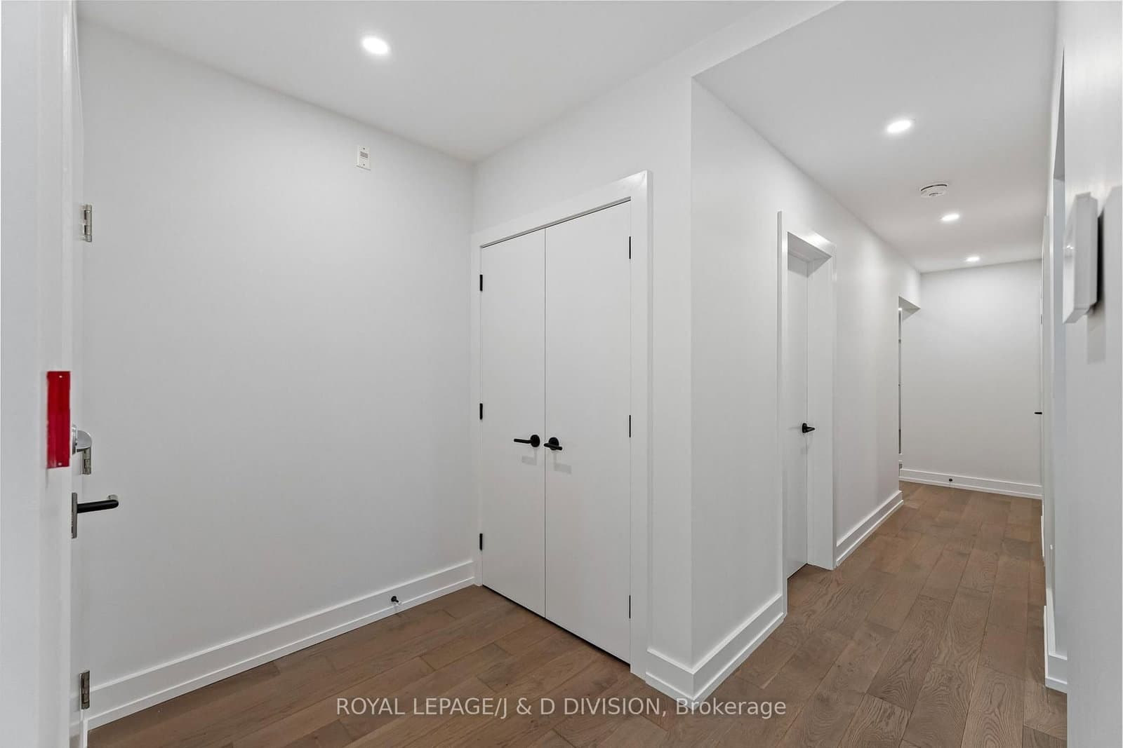 314 Lonsdale Road, Unit 4 - Image 5
