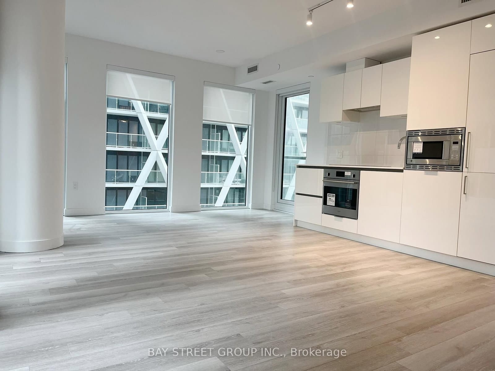 238 Simcoe Street, Unit 1904 - Image 3
