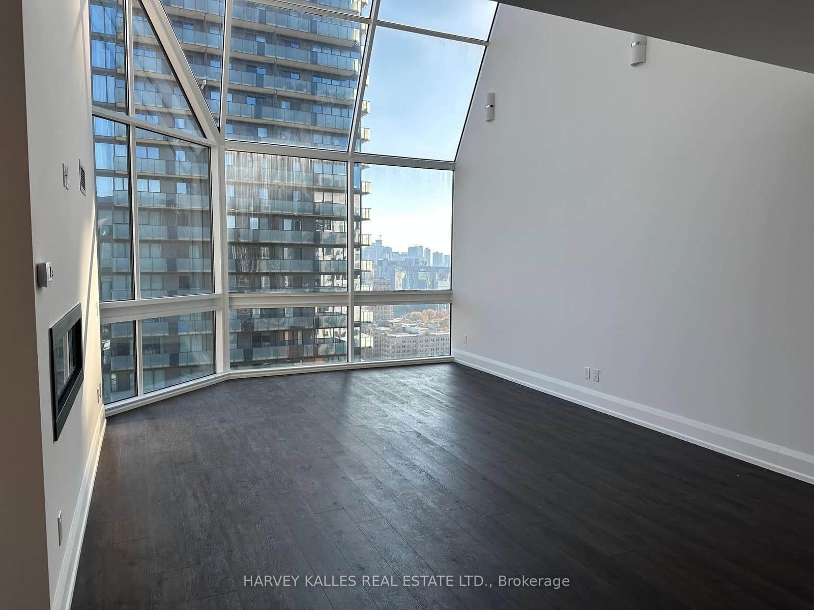 55 W Charles Street W, Unit 3101 - Image 6