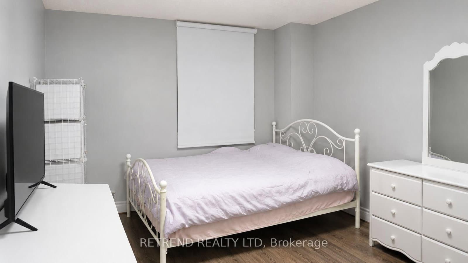 175 Hilda Avenue, Unit 813 - Image 4
