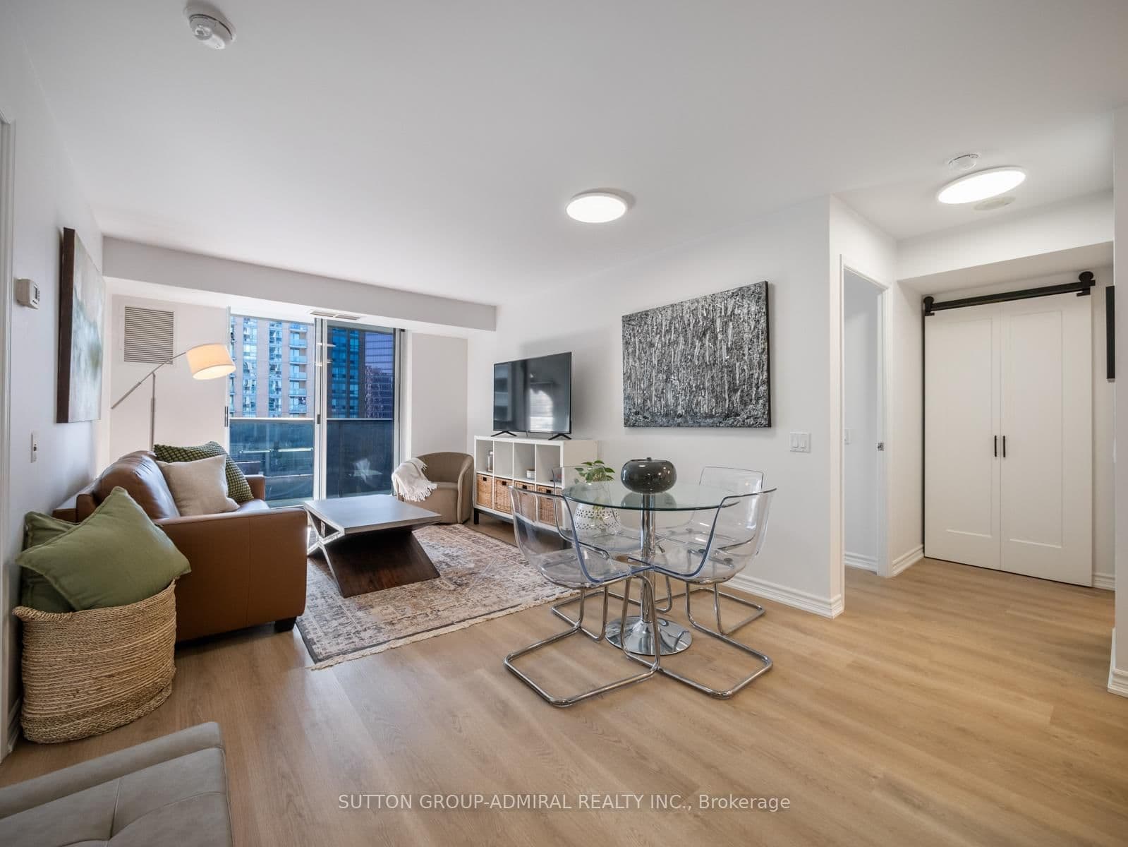 35 Finch Avenue E, Unit 1112 - Image 2