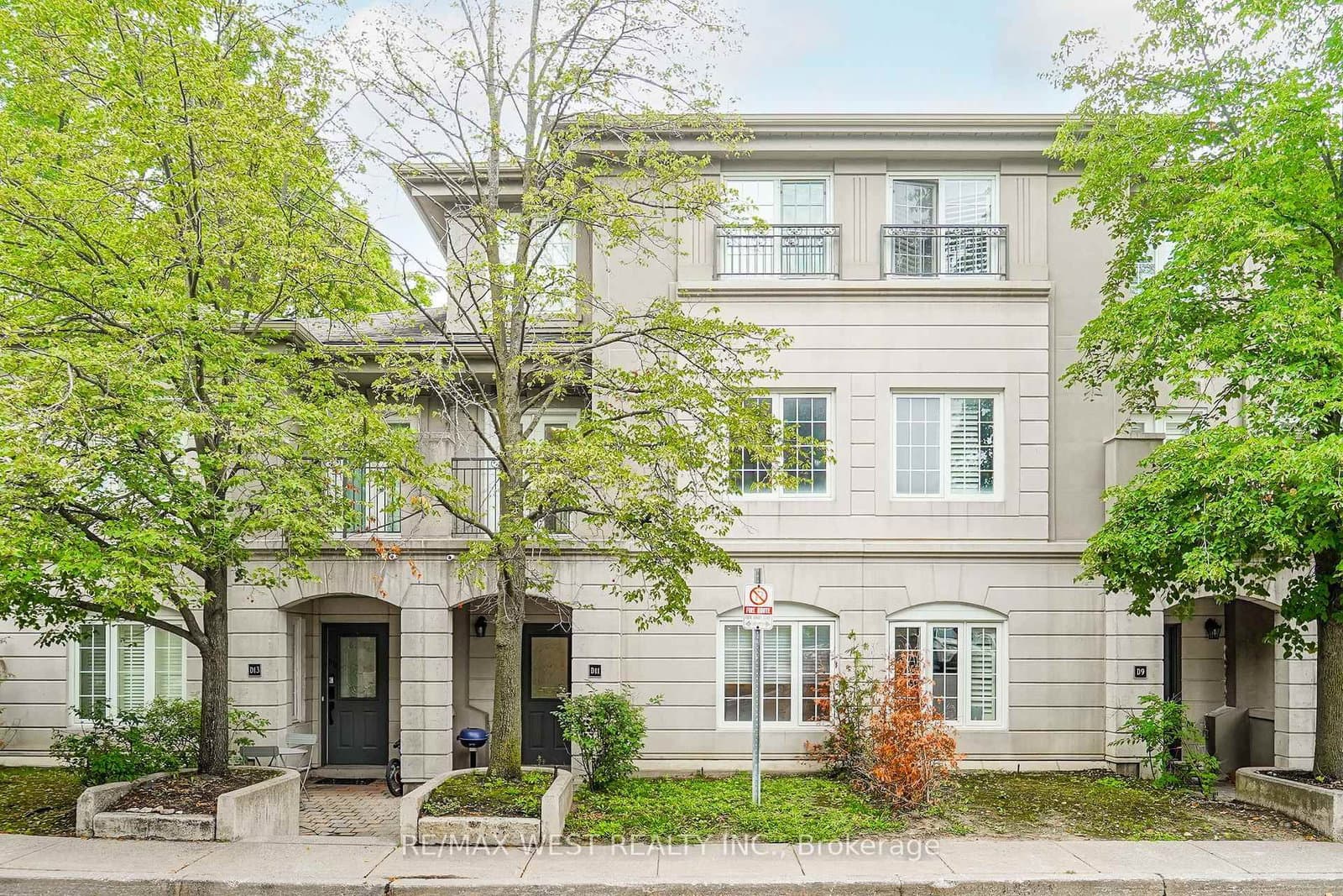 #D11 - 108 Finch Avenue W