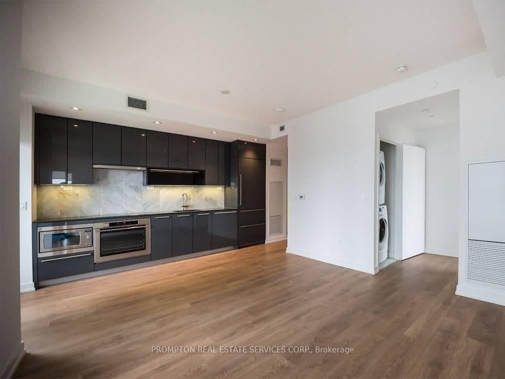 117 McMahon Drive, Unit 3303 - Image 4