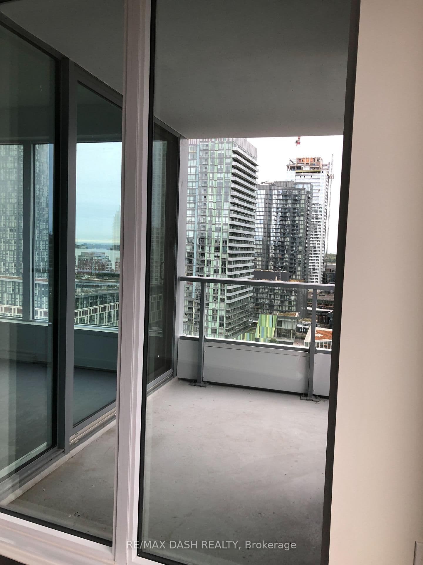 27 Bathurst Street, Unit 1504W - Image 5