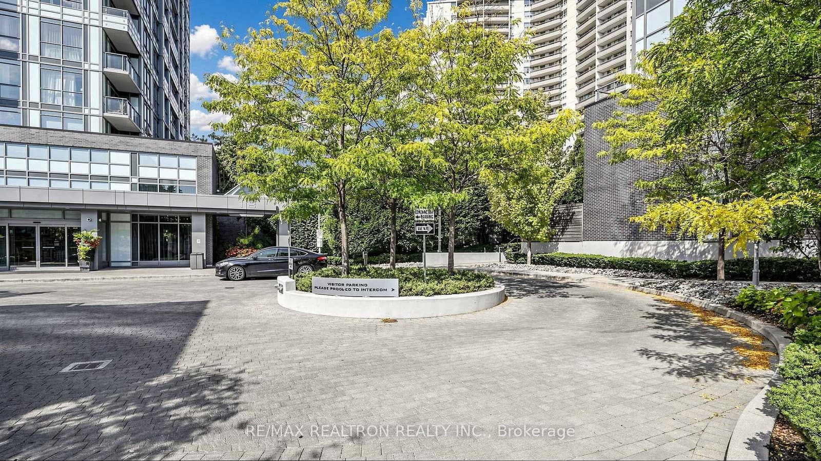 18 Graydon Hall Drive, Unit 2606 - Image 3