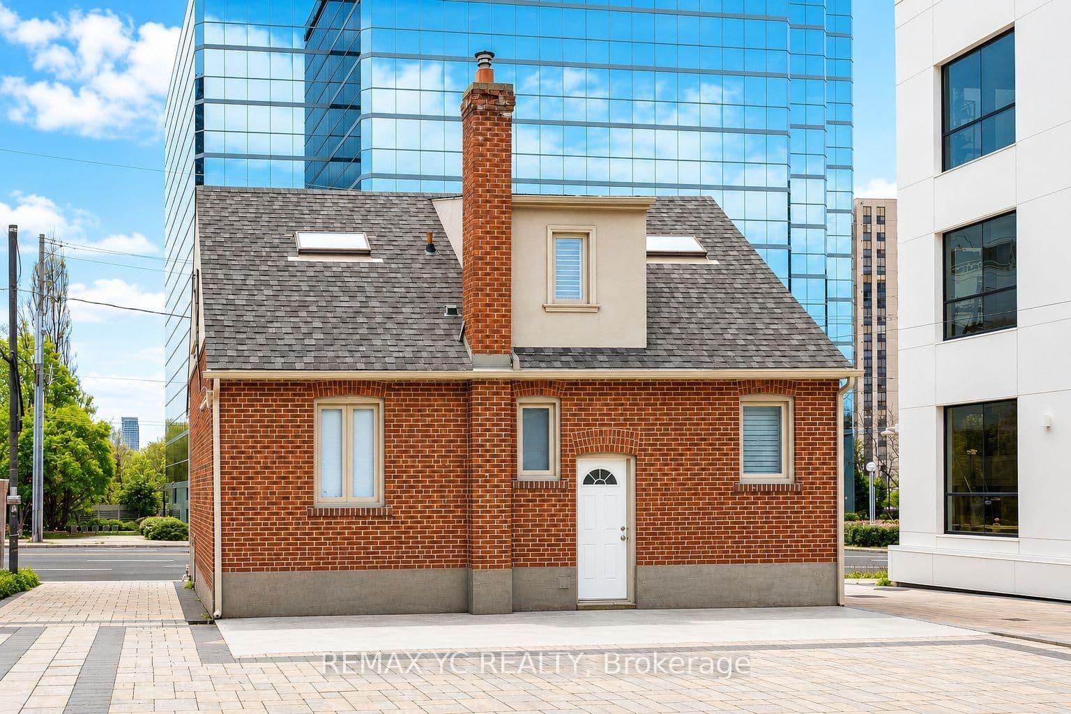 99 Sheppard Avenue E, Unit R1 - Image 5