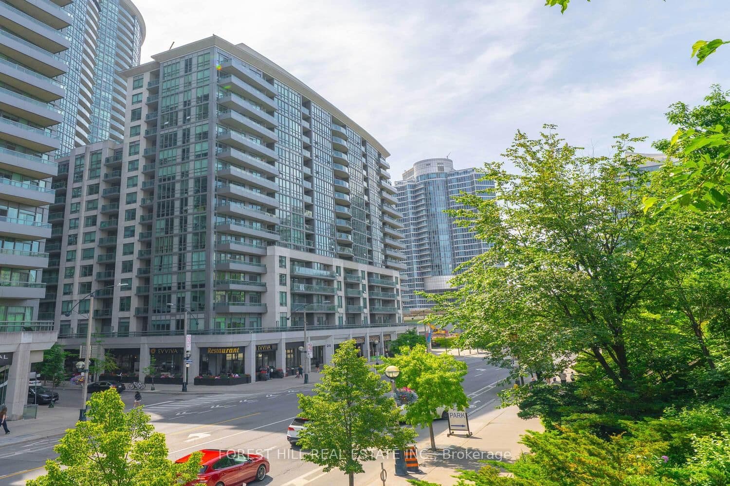 25 Lower Simcoe Street, Unit 1120 - Image 3