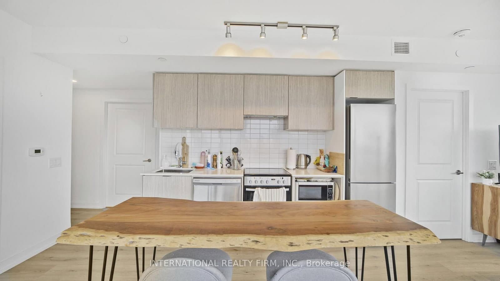 395 Bloor Street E, Unit 4602 - Image 5