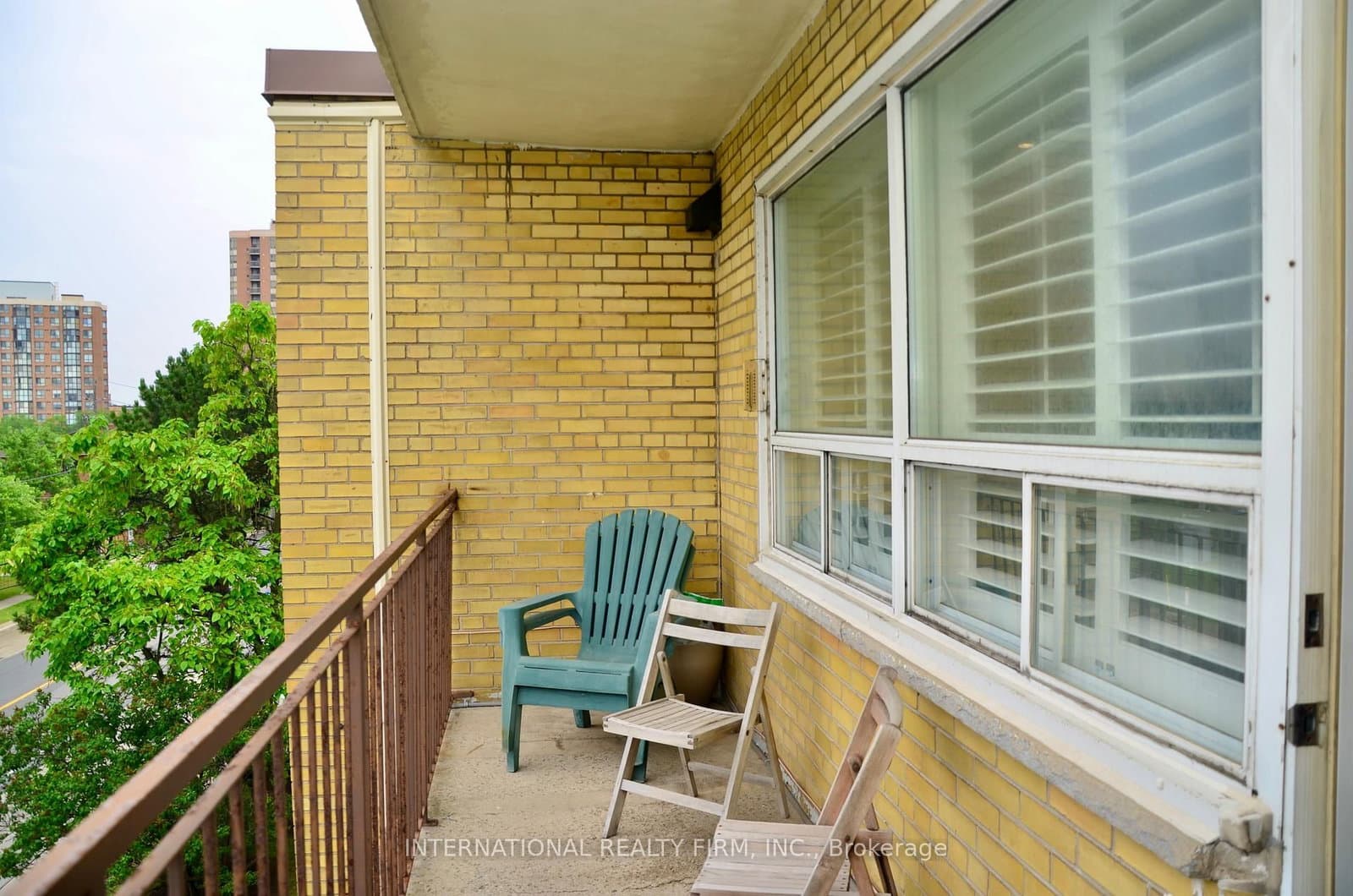 219 Wilson Avenue, Unit 404 - Image 6