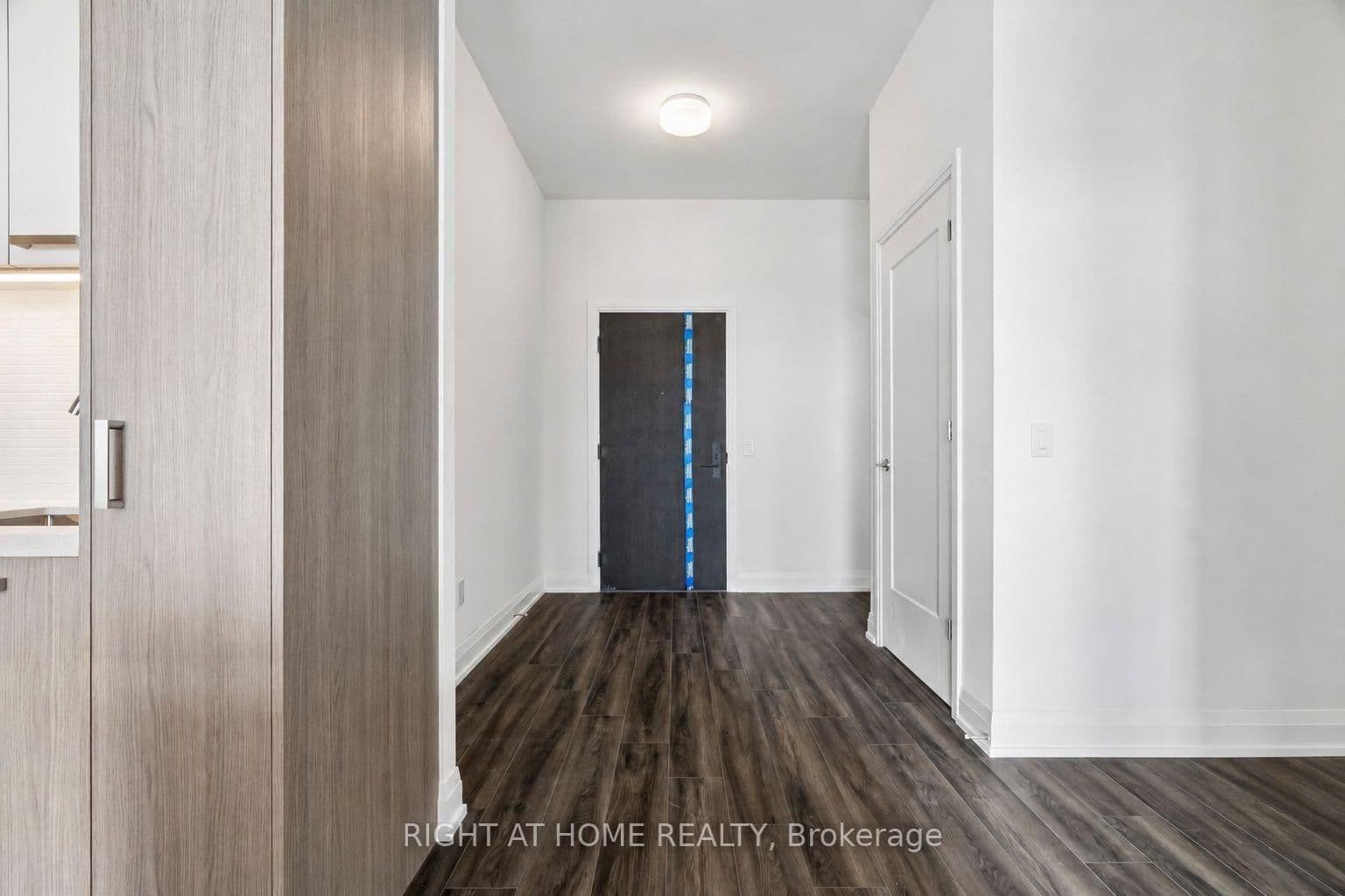 20 Soudan Avenue, Unit PH03 - Image 6