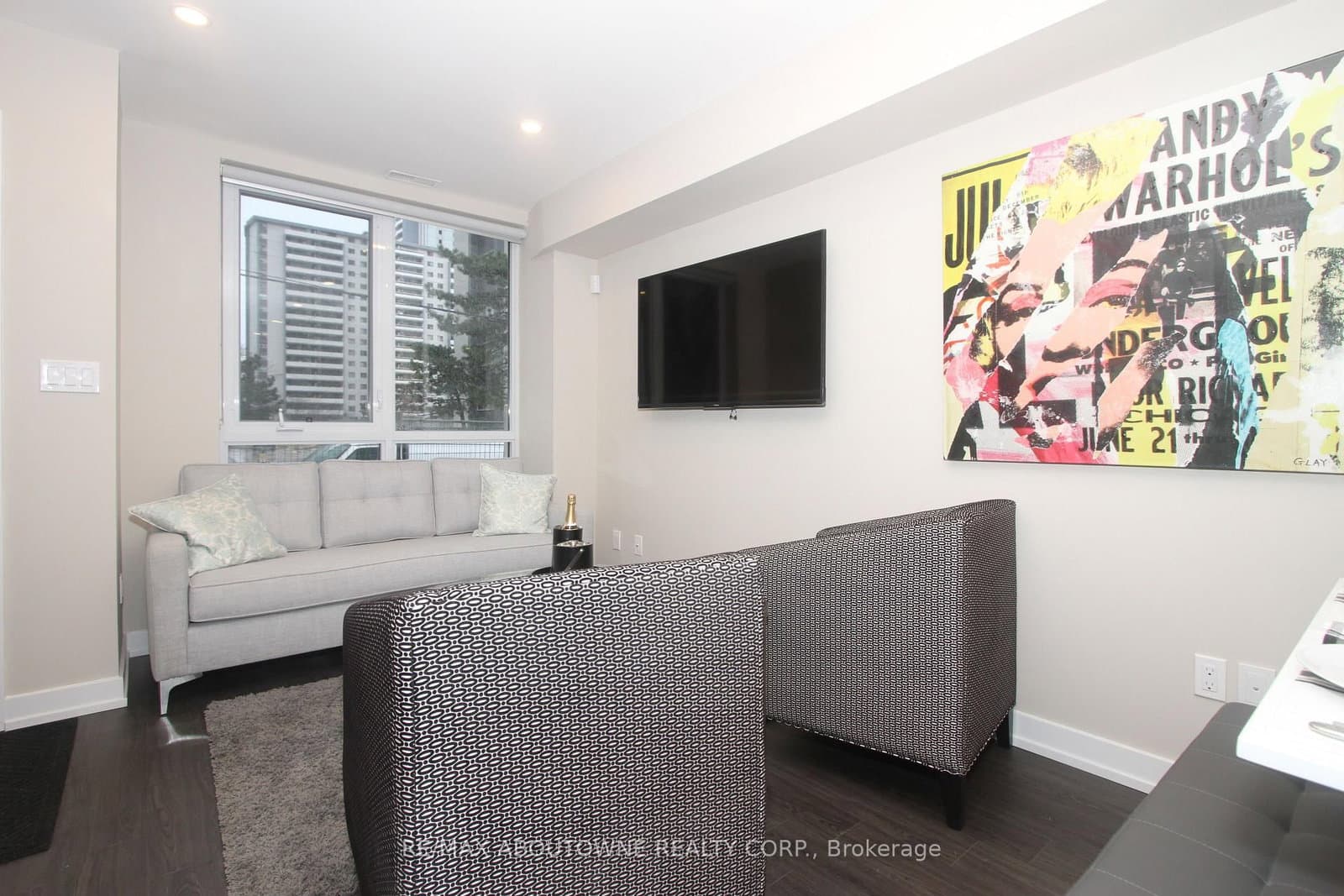 280 Bleecker Street - Image 5