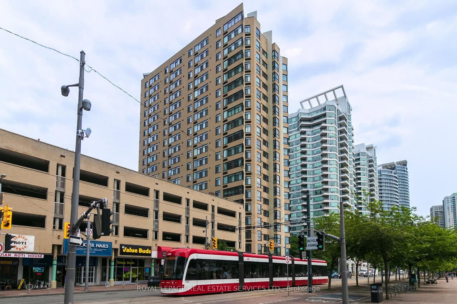 250 Queens Quay, Unit 1104 - Image 2