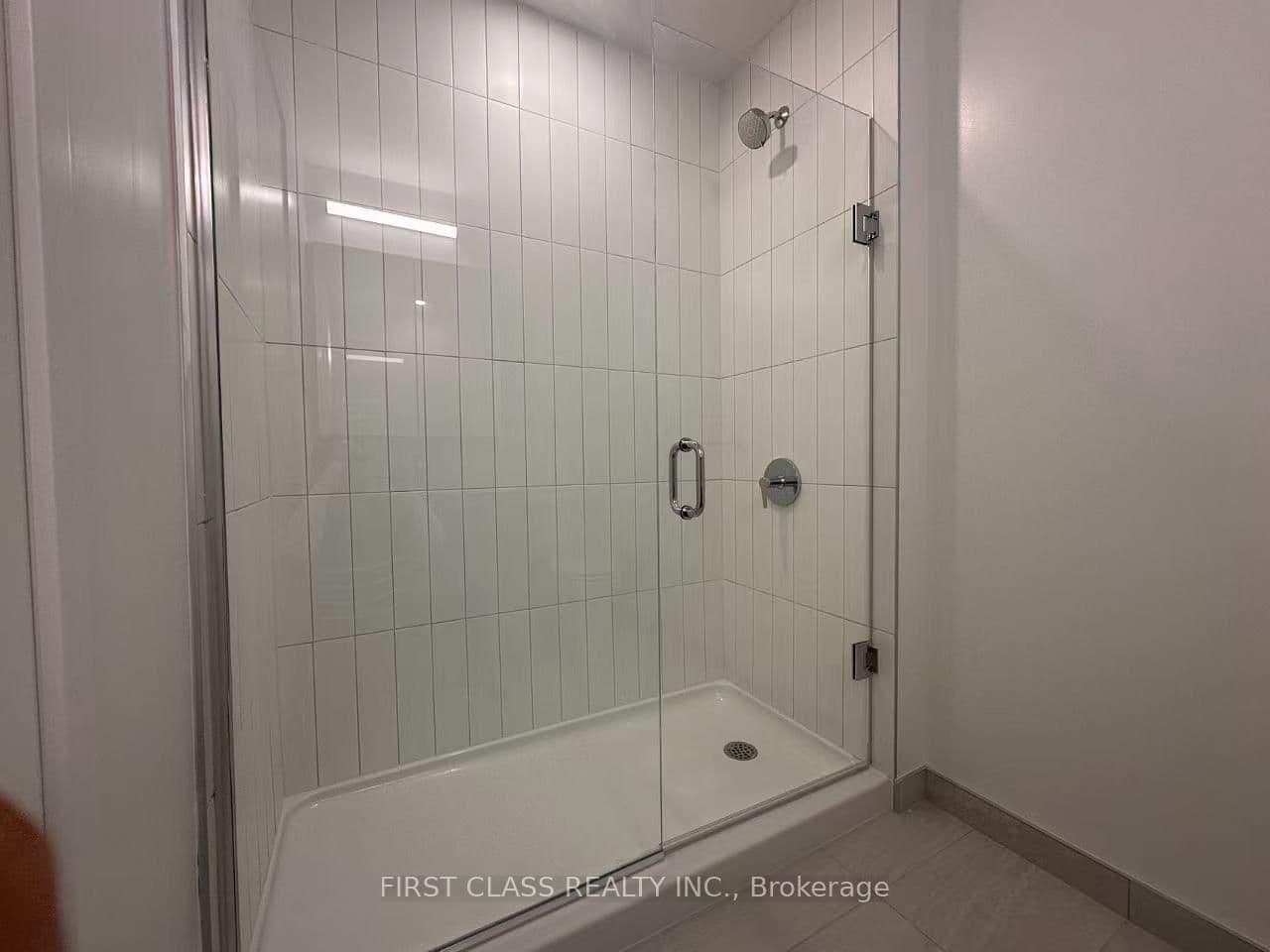 15 David Salomon Drive, Unit 703 - Image 6