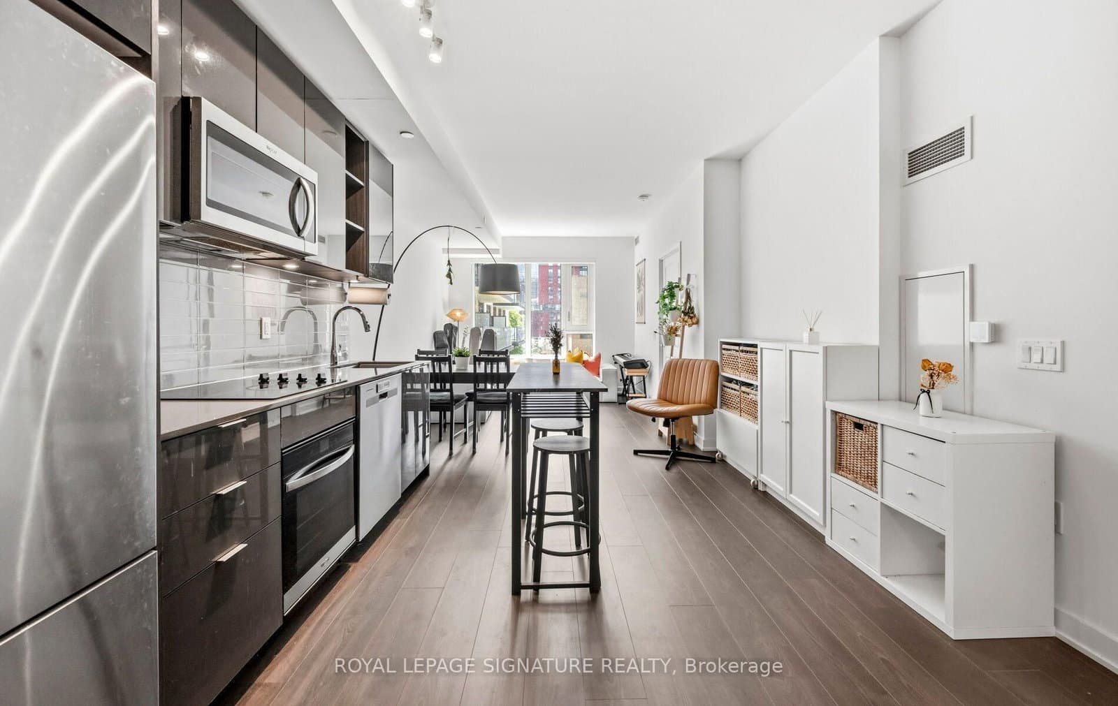 543 Richmond Street W, Unit 427