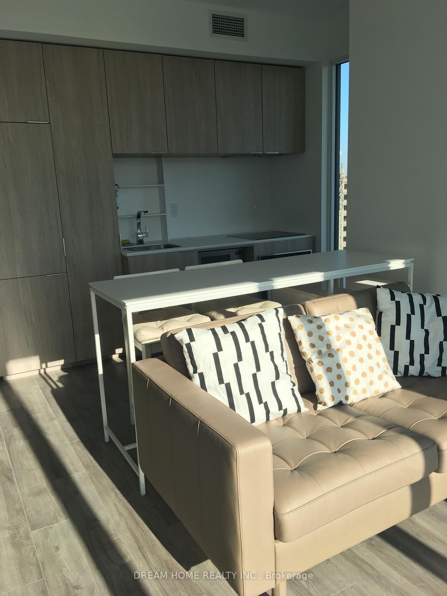 77 Shuter Street, Unit 2306 - Image 4