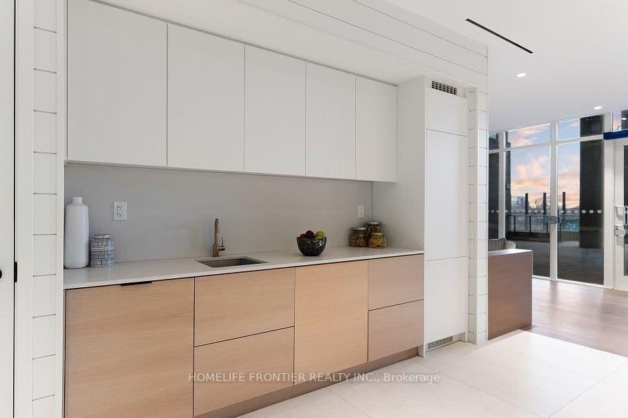 5 Defries Street, Unit 305 - Image 5