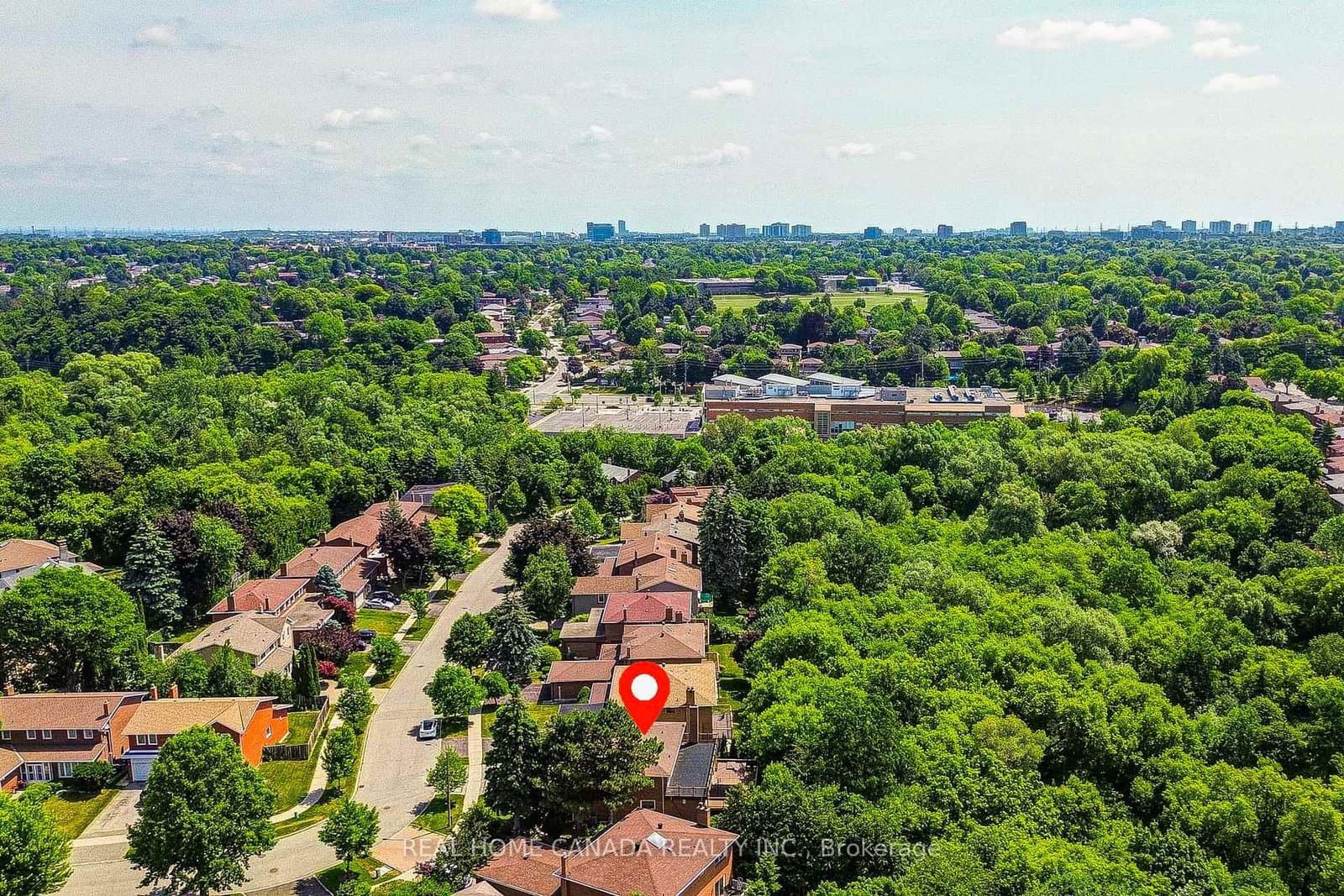 20 Saddletree Drive - Image 3