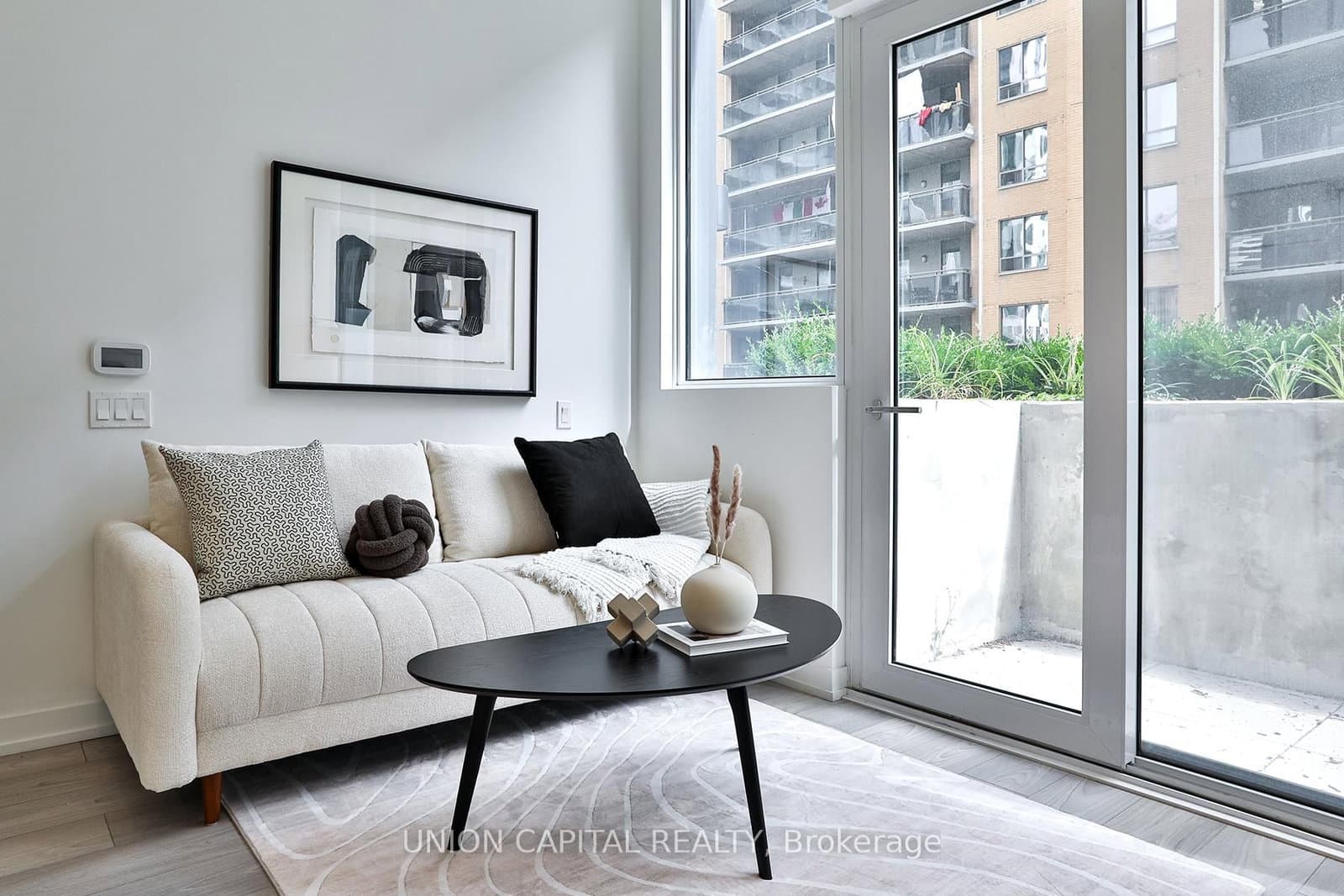 82 Dalhousie Street, Unit 501 - Image 4