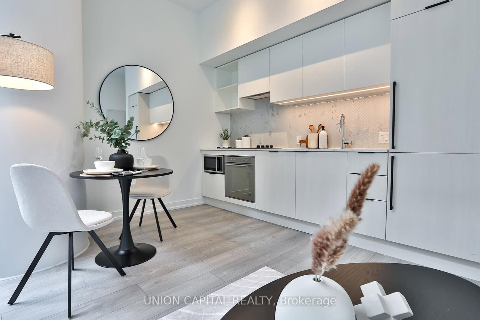 82 Dalhousie Street, Unit 501 - Image 5