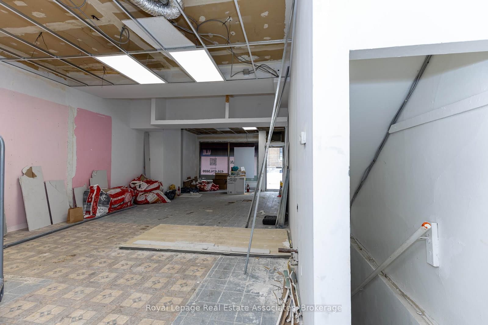 198 Bathurst Street - Image 6